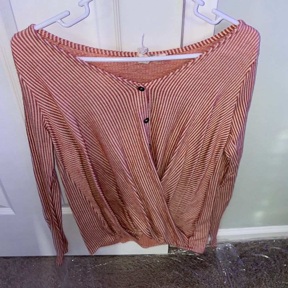 Crossover Bottom Long-sleeved Top